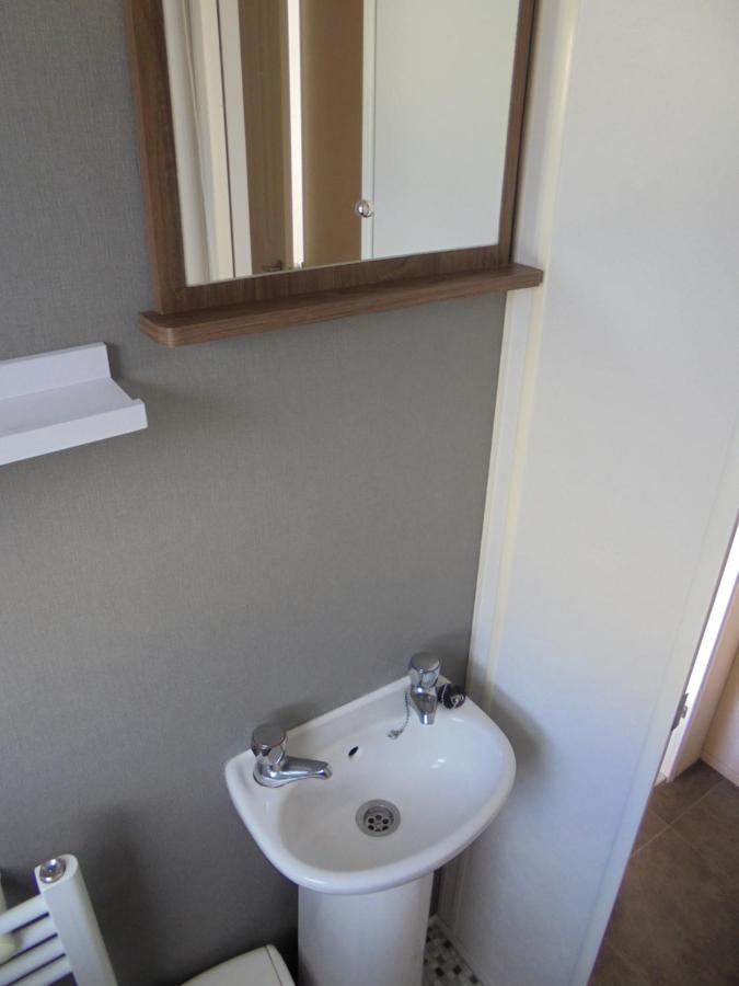 Kingfisher : Seabreeze:- 6 Berth, Enclosed Veranda, Close To Site Shop إنغولدميلز المظهر الخارجي الصورة